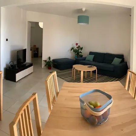 Apartment Boost Your Immo Six Fours Drakkar 89